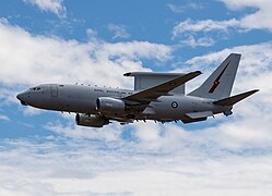 澳大利亞皇家空軍的E-737空中預警機，採用了「T」形雷達。