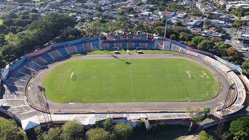 Файл:Estadio Oscar A. Quiteño.jpg