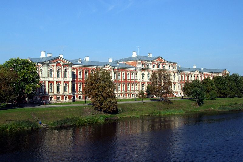 Файл:Jelgava Castle (Jelgavas pils).JPG