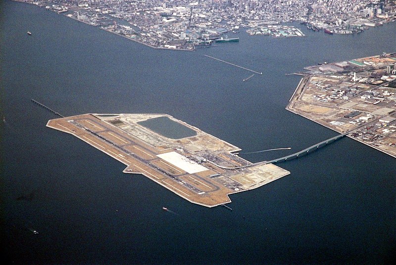 File:Kobe Airport 01.jpg