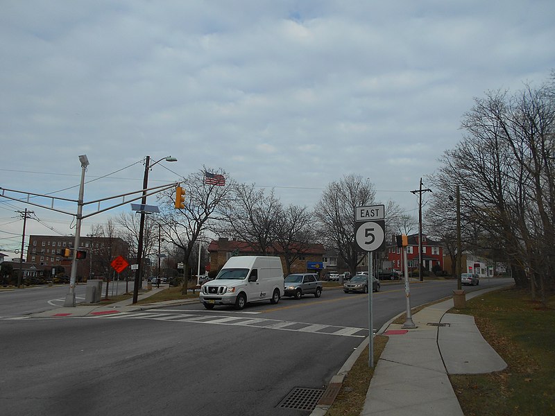 File:NJ 5 in Ridgefield.jpg