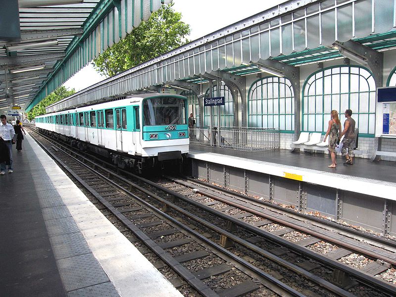 Archivo:Station-Stalingrad.jpg