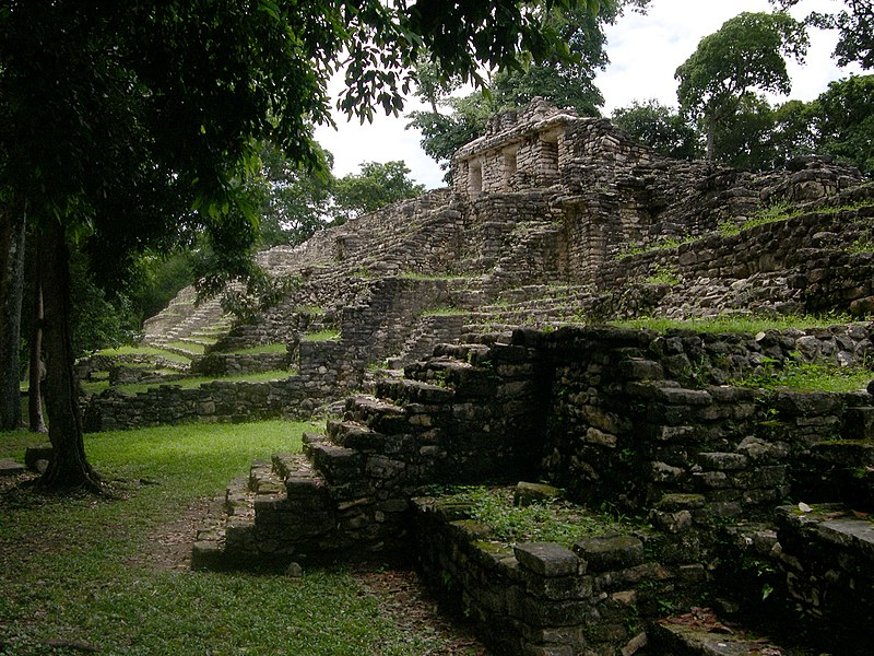 Archivo:Yaxchilan 1.jpg