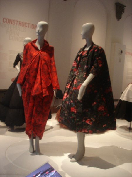 File:Balenciaga dresses museum display.jpg