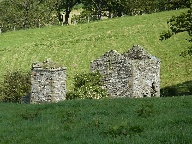 File:Clintsfield Colliery Engine House.jpg