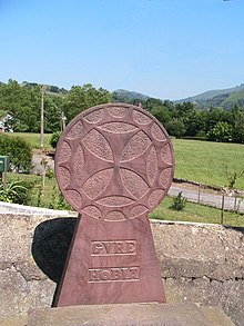 Hilarri PawCross.jpg