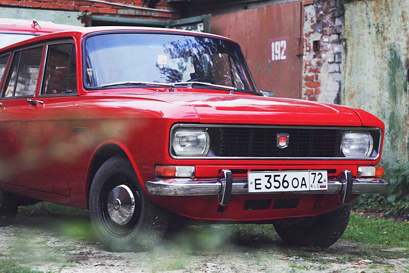 Файл:Moskvich 2137.jpg