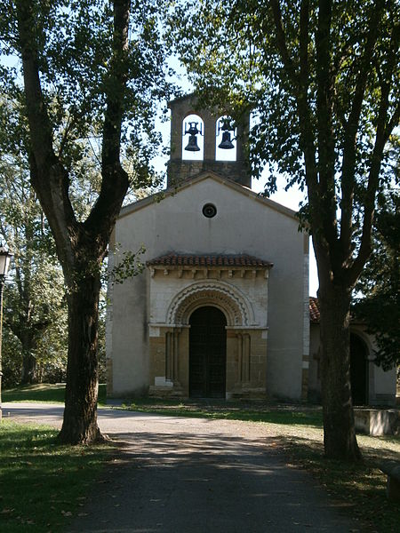 Archivo:Sograndio-2-vista genera-desde occidente-cercana.JPG