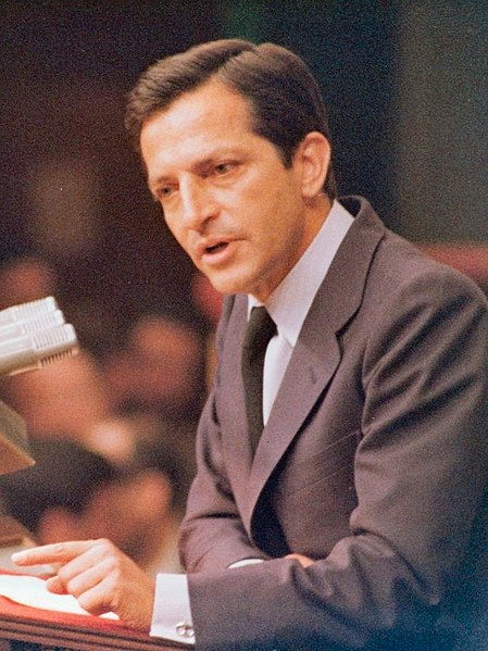 Archivo:Adolfo Suárez 1979b (cropped).jpg