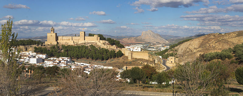 Archivo:Antequera Alcazaba.jpg