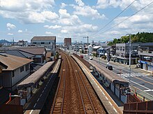 Azōno station 02.jpg