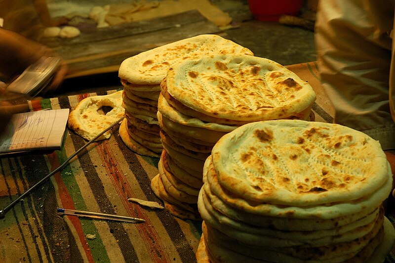 File:Peshawari Roti, Pakistan.jpg