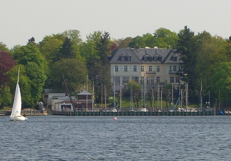 File:American Academy Berlin (cropped).jpg