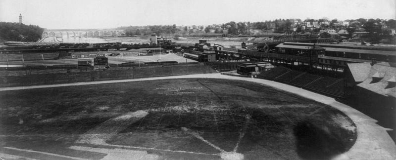 File:Manhattan Field ca1901.JPG