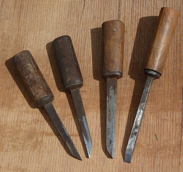 File:Pigsticker mortise chisels.jpg