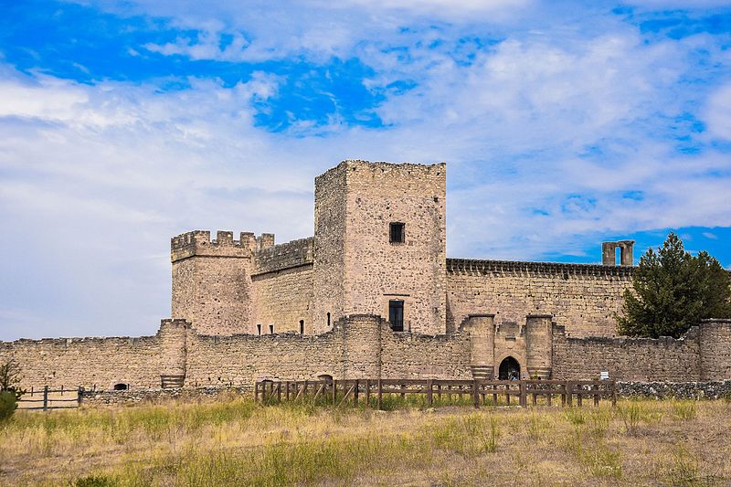 Archivo:Castillo de Pedraza 1.jpg