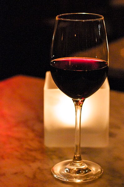 File:Glass of Malbec.jpg