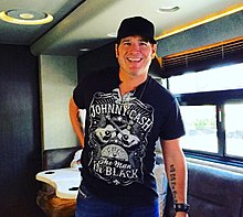 Jerrod Niemann on tour bus