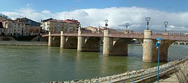 Puente de Carlos III sobre el río Ebro