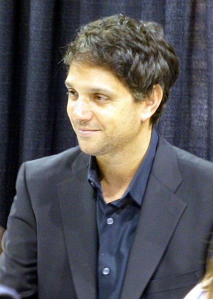 Archivo:Ralph Macchio 01 (9514696578).jpg