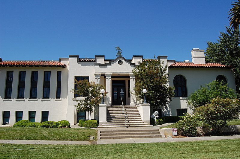 File:Woodland Public Library.jpg