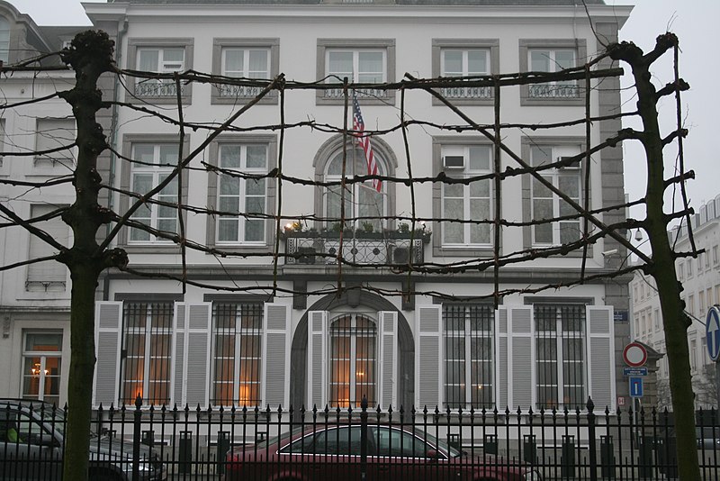 Archivo:American Embassy in Brussels.jpg