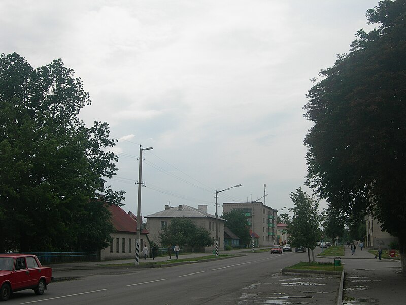 File:Biaroza, central street.jpg