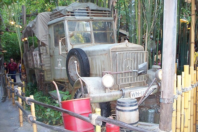 File:Disneyindytruck1.jpg