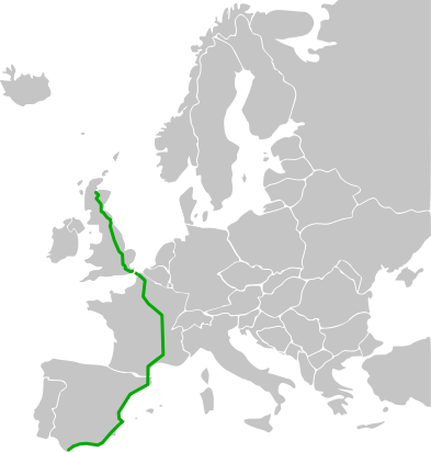 The European route E 15 connecting Arras with the United Kingdom and Spain as well as the northern and southern parts of France