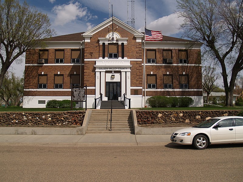 File:Golden Valley County Courthouse.jpg