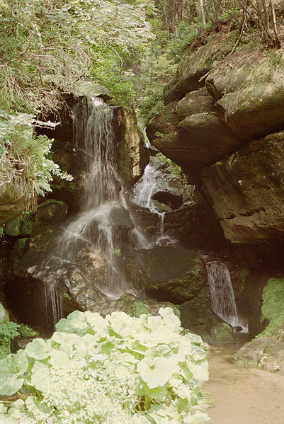 Файл:Lichtenhainer wasserfall 01.jpg