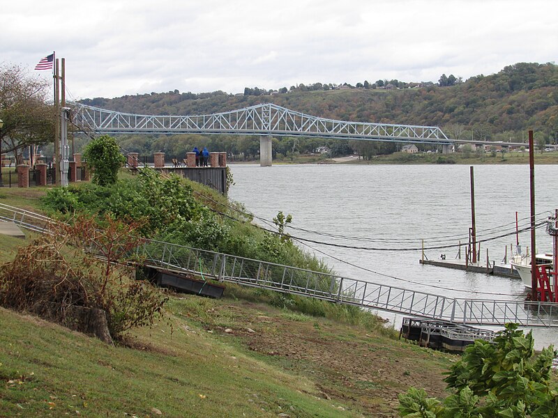 File:Madison Bridge 19-10-16 384.jpg