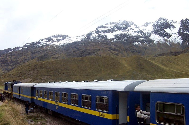 File:PeruRail Train To Cusco.jpg