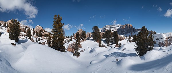 Sella Pass