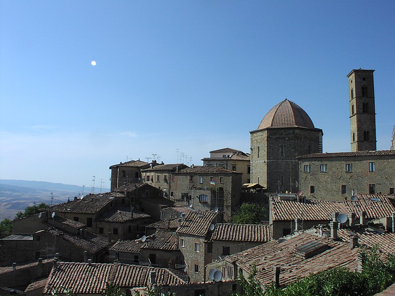 File:Volterra101.jpg