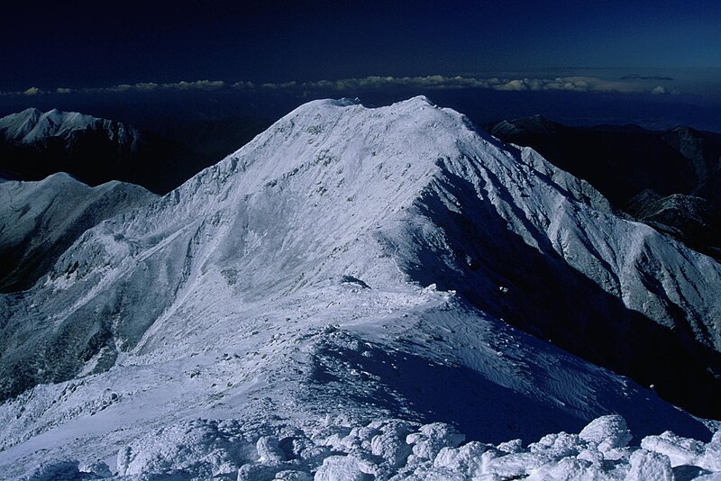 Файл:Arakawanakdake from Warusawadake 1999-10-29.jpg