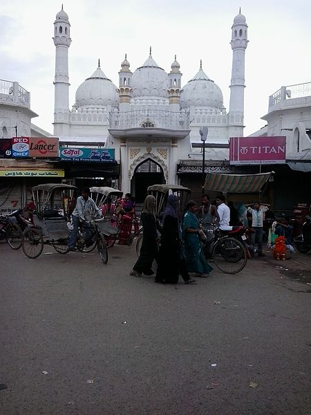 File:Chowkmasjidfaizabad.jpg