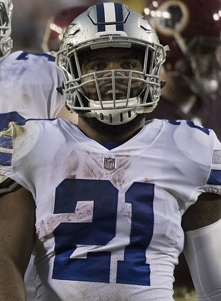 File:Ezekiel Elliott 2017.jpg