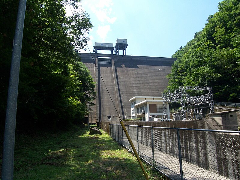 File:Omogo dam.JPG