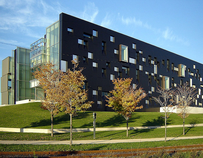 File:Perimeter Institute.jpg