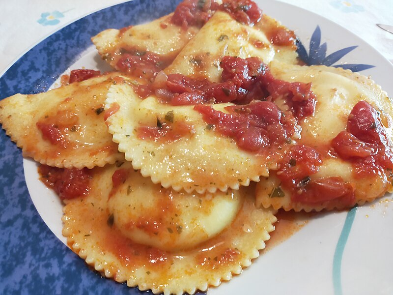 File:Ravioli di ricotta.jpg