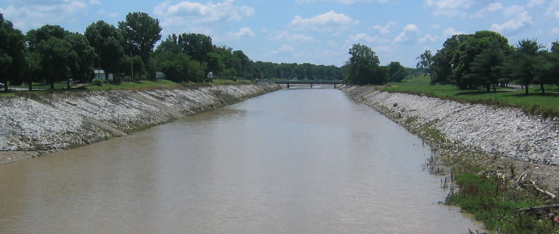 File:River des Peres Lansdowne.jpg