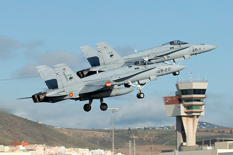 Archivo:Gando F-18 1.jpg