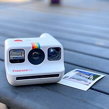 Polaroid Go (51368962924).jpg