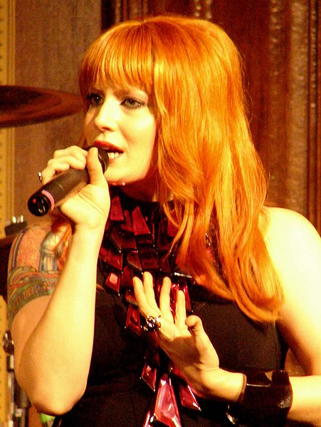 File:Ana Matronic.jpg