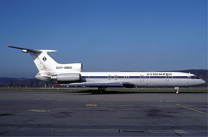 Archivo:Avioimpex Tupolev Tu-154M Wallner.jpg