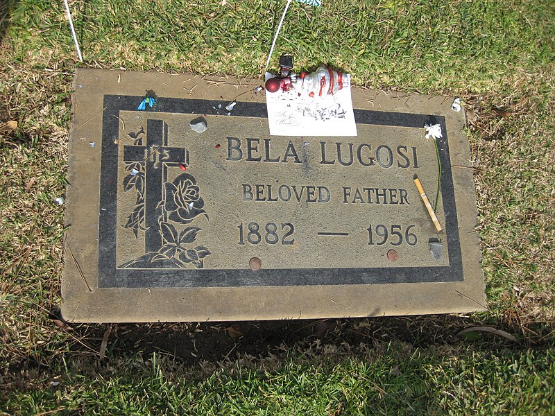 File:Bela Lugosi's grave.JPG