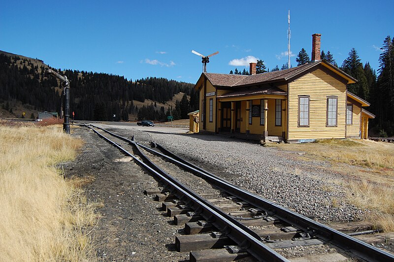 File:Cumbres-Pass Switch 2012-10-24.JPG