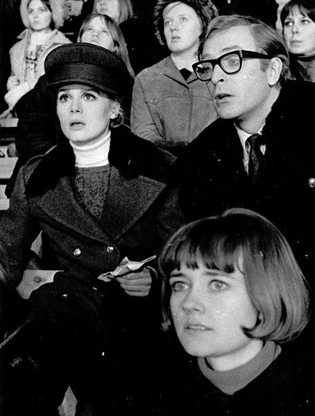 File:Dorleac-Caine-1967-Helsinki.jpg