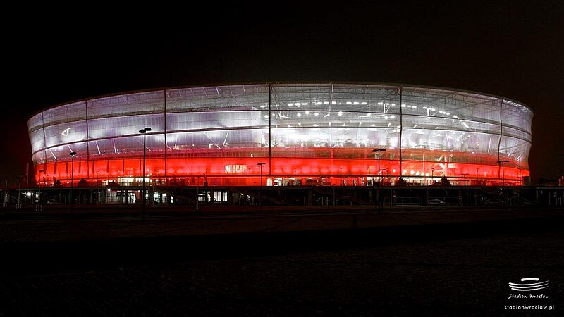 File:Iluminacja Stadion Wrocław.jpg